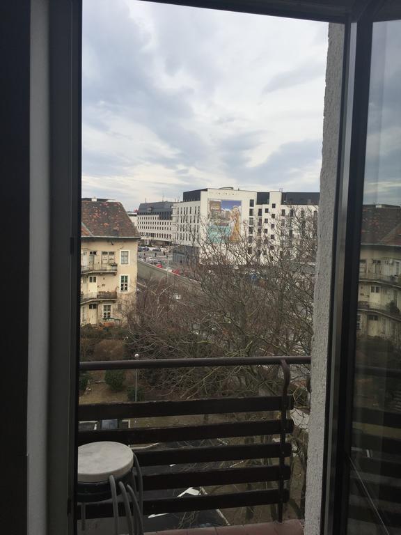Apartment Maximilian Bratislava Luaran gambar