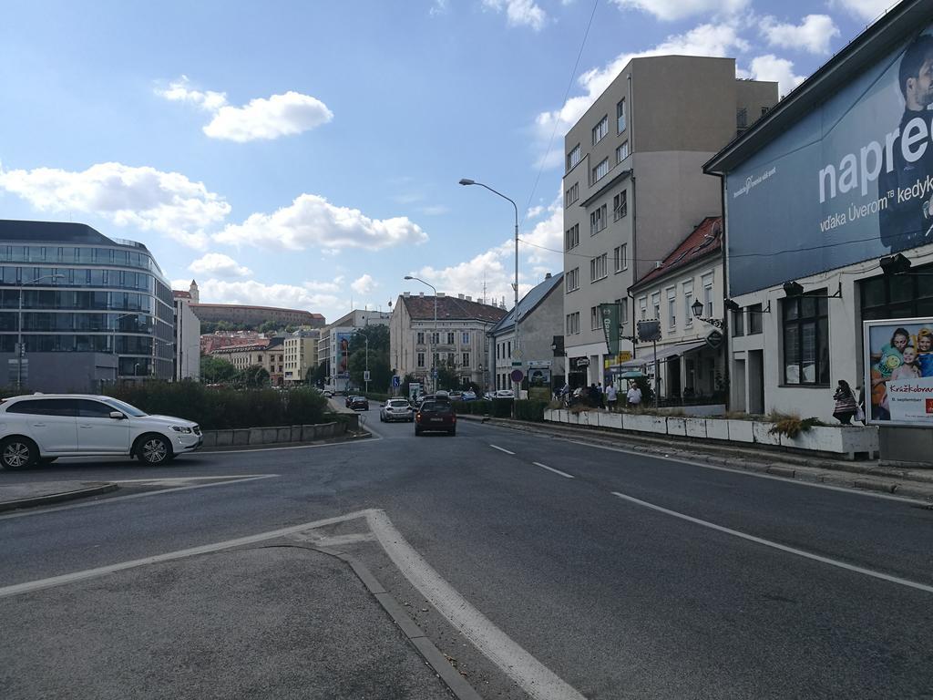 Apartment Maximilian Bratislava Luaran gambar