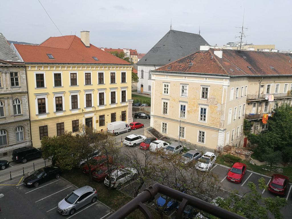 Apartment Maximilian Bratislava Luaran gambar